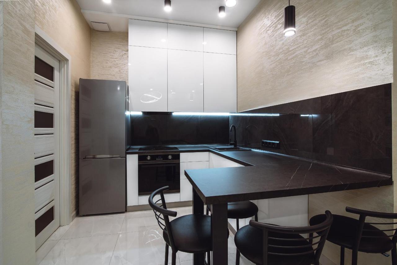 К Морю 5 Мин! Французский Бульвар 26 Спальных Мест 6 ! Odesa Exterior foto